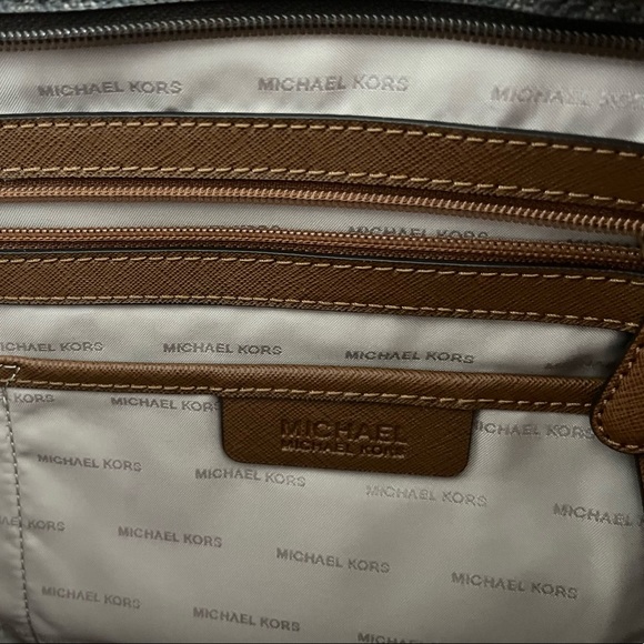 MICHAEL by Michael Kors bag - Picture 4 of 7